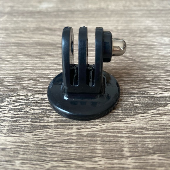 GoPro Adapter Mount For Mini Tripod or Monopod - Picture 5 of 7